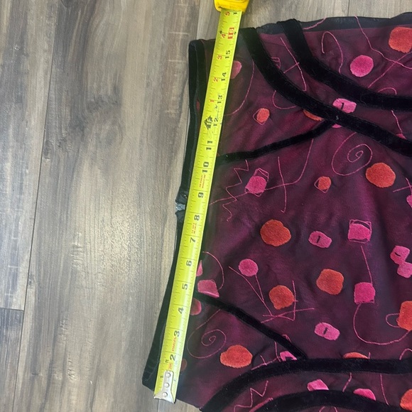 Black Skirt with Orange and Pink Pattern A-Line Knee-Length - Picture 2 of 4